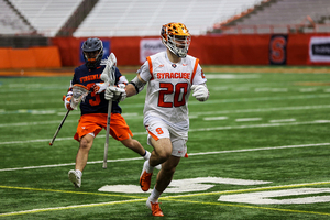 Syracuse men's lacrosse midfielder David Lipka is transferring to Notre Dame. 